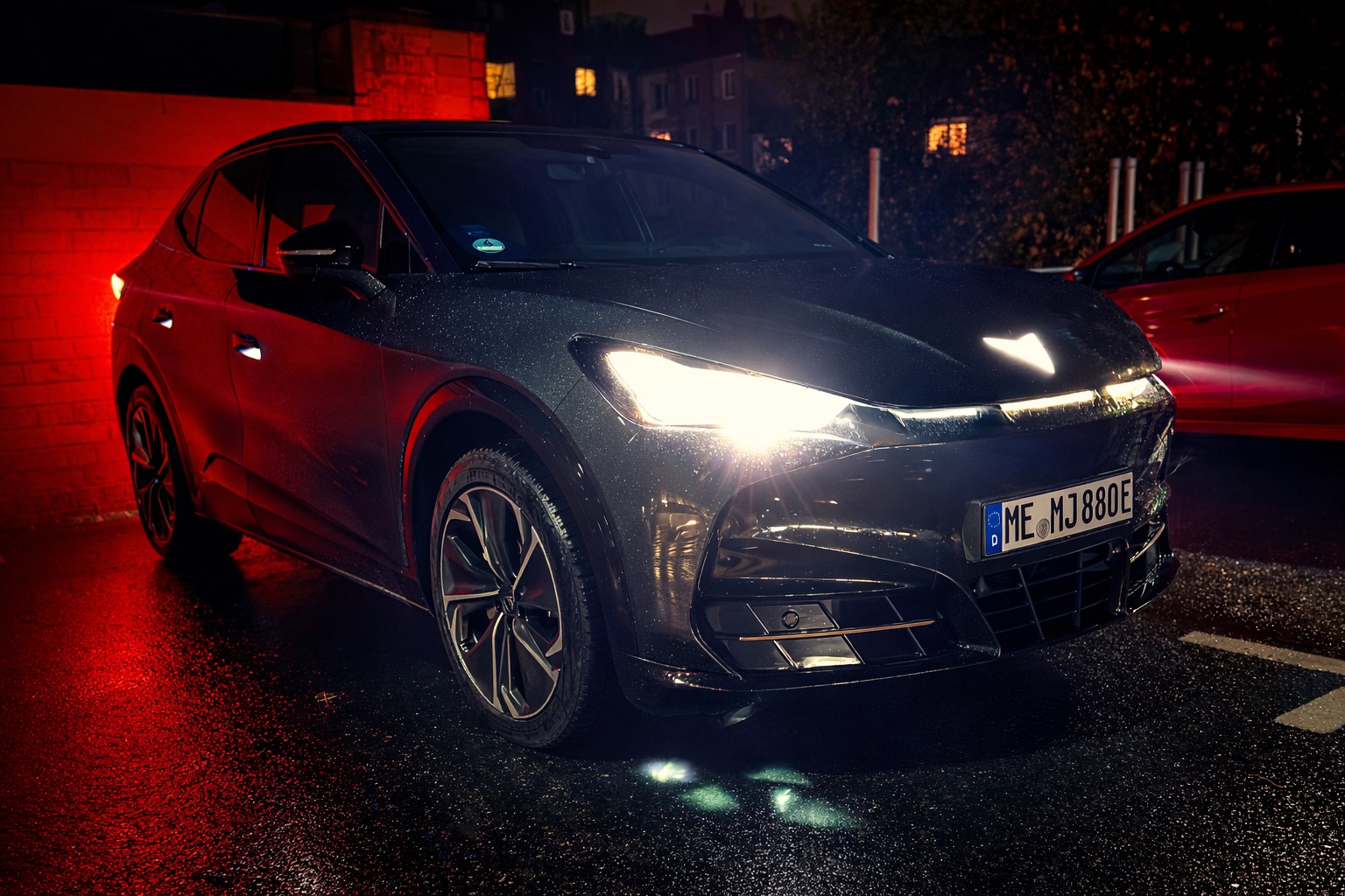 Abends im Parkhaus bei Regen